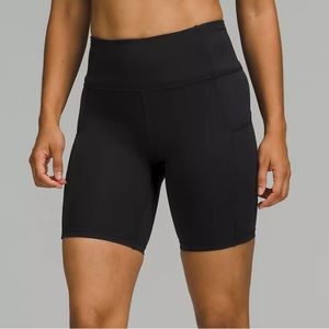 Fast and Free High-Rise Short 8"